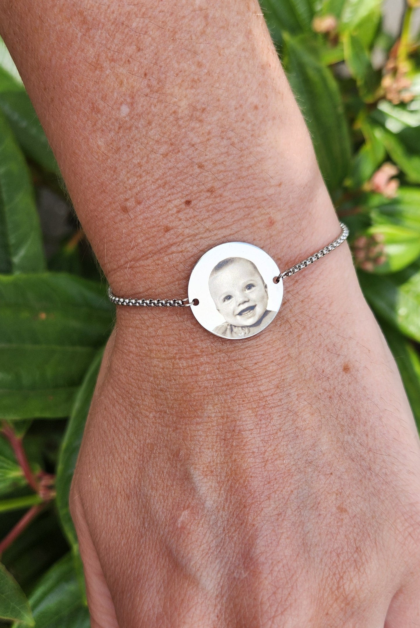Silver Circle Adjustable Bracelet