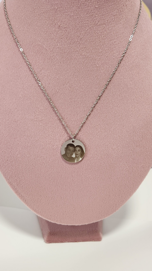 Silver Circle pendant necklace