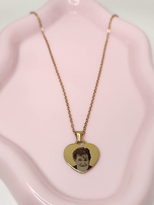 Gold Heart Pendant Necklace