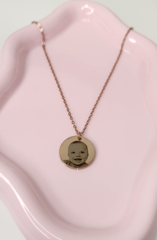 Rose Gold Circle Pendant Necklace
