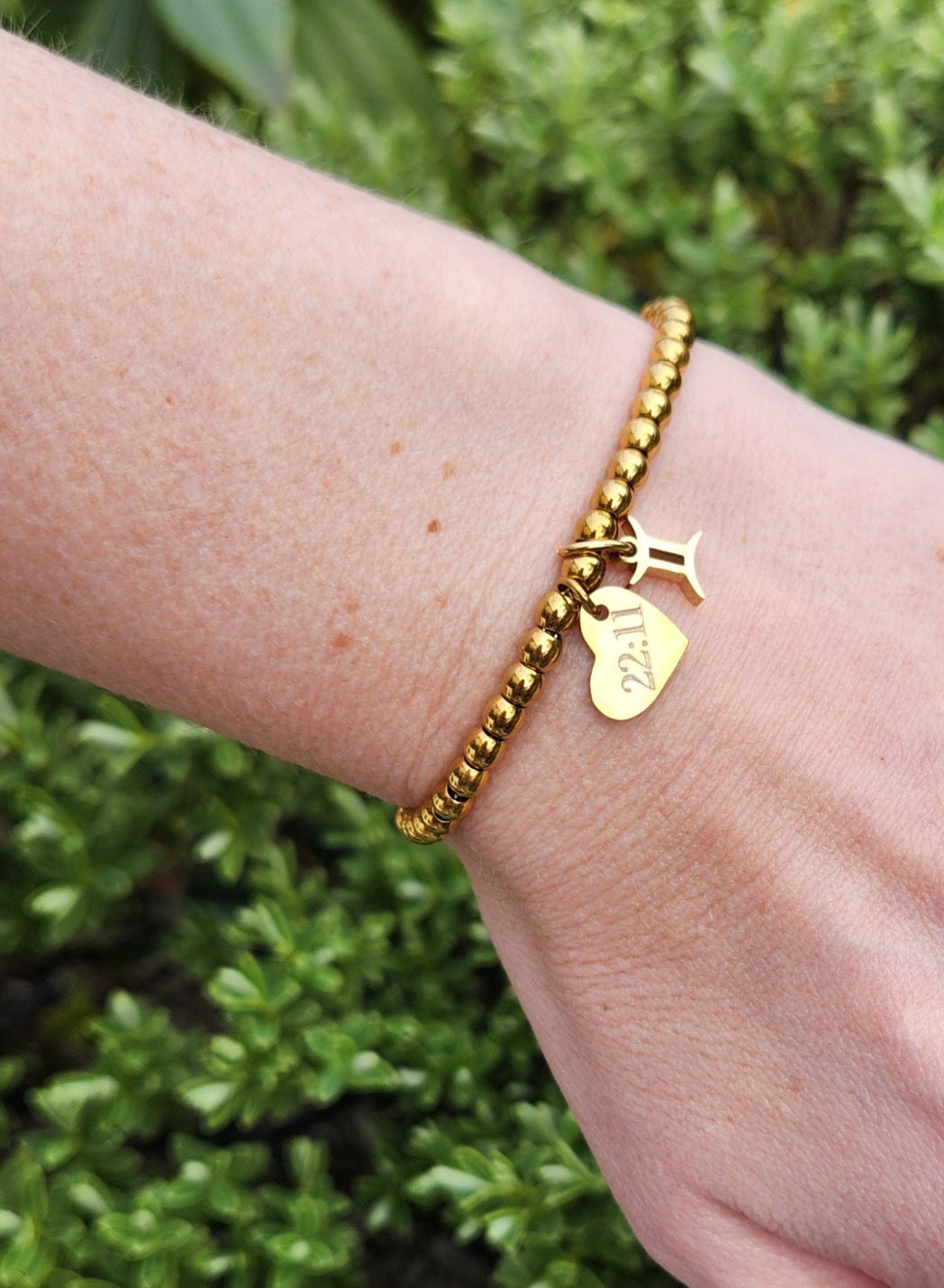 Gold Star Sign Beaded Adjustable Bracelet